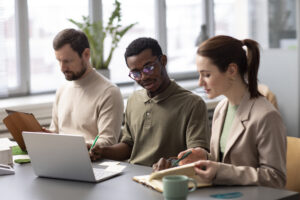 Clear Workplace Communication Can Make Daily Work Easier
