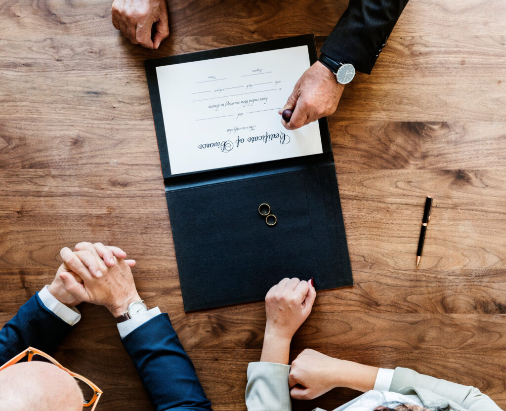 How to Choose a Divorce Lawyer During a Difficult Transition How to Choose a Divorce Lawyer During a Difficult Transition